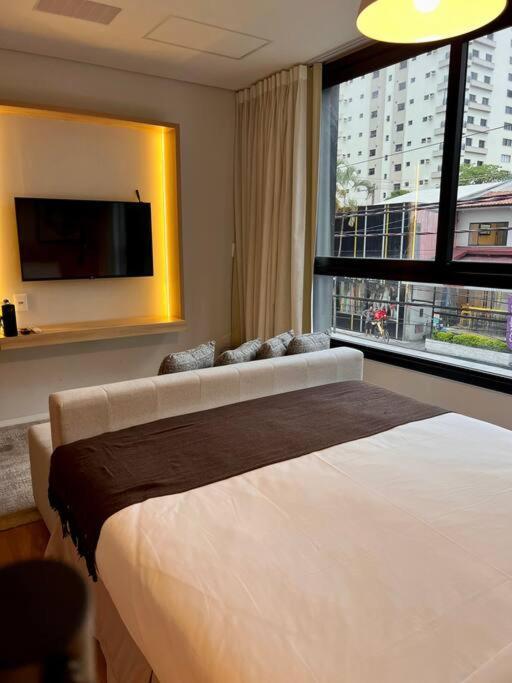 Apartamento Unu Shopping Ibirapuera: Wi-fi, Academia E + *